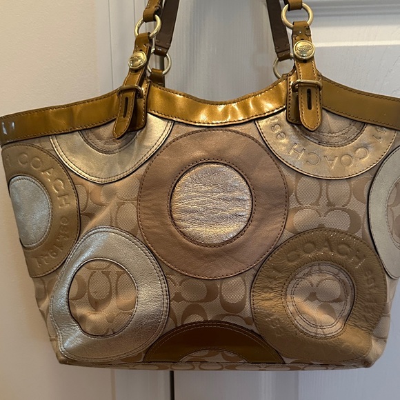 Coach Vintage Carly Patchwork Shoulder Bag - Picture 3 of 17